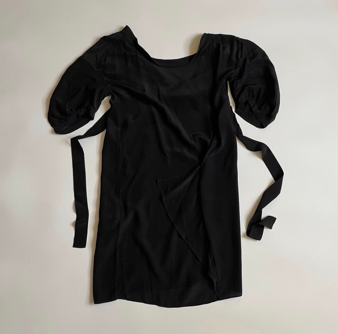 프라다 백 리본 반팔 블라우스 상품이미지1