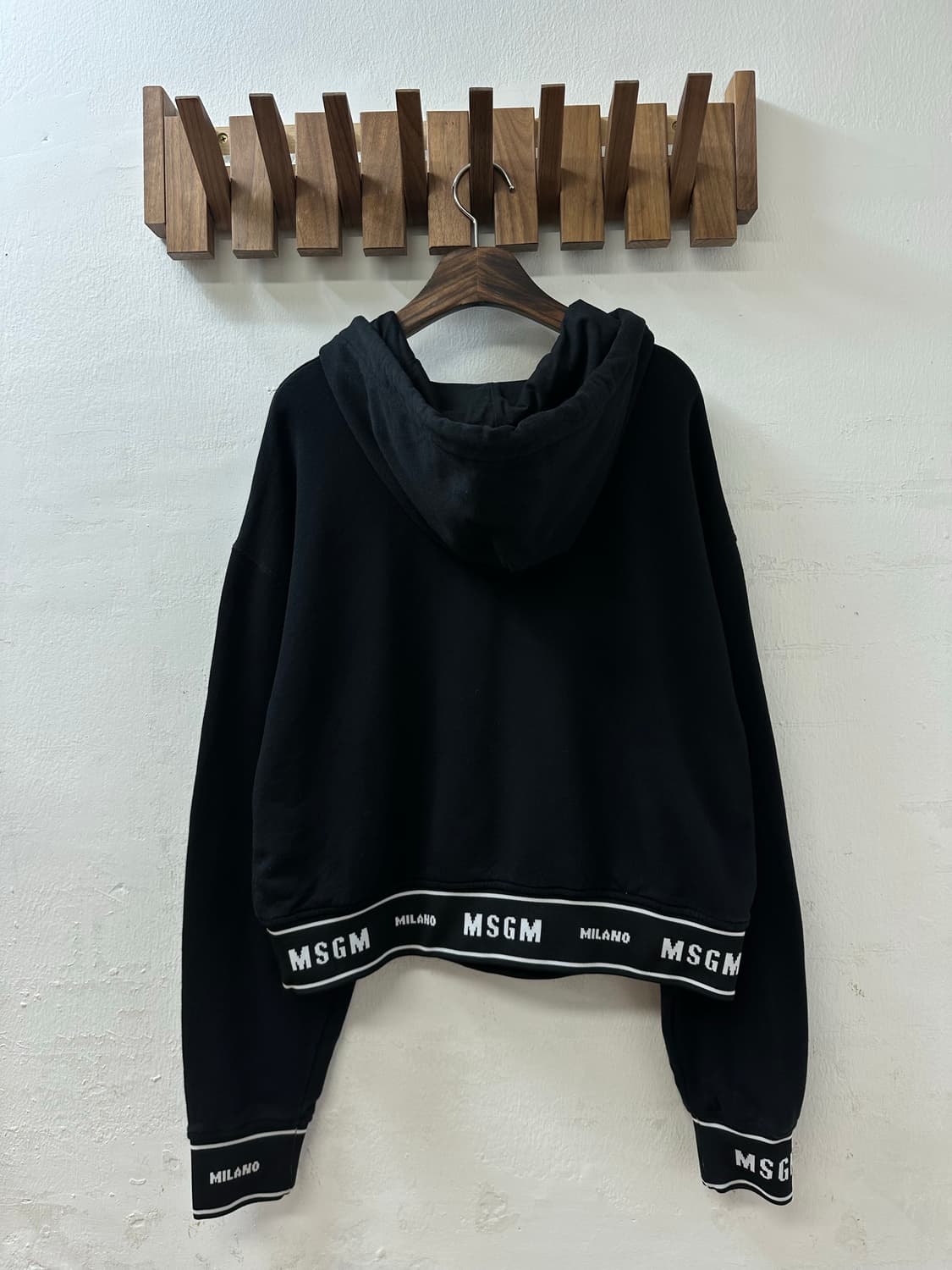 MSGM Milano 엠에스지엠 로고 밴딩 후드티 스웻셔츠 블랙 상품이미지7