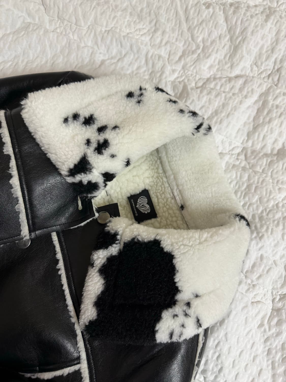 러브이즈트루 ow cow 무스탕 상품이미지5