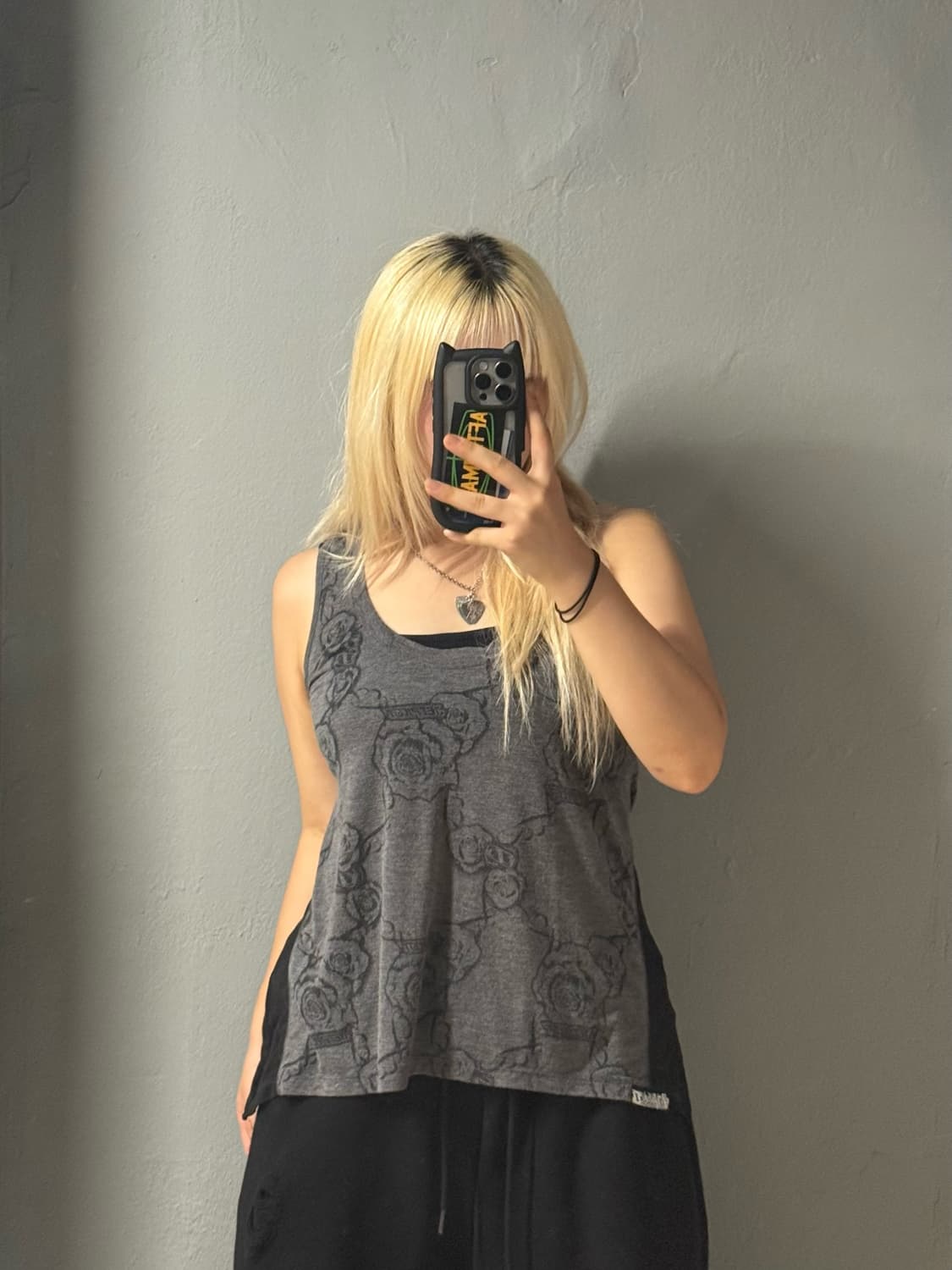back cutting flower pattern sleeveless 상품이미지2