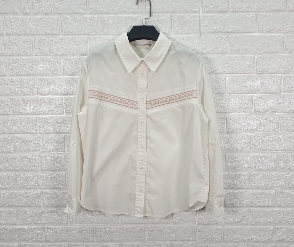 [55]비지트인뉴욕 레터링 니트 포인트 셔츠 상품이미지4