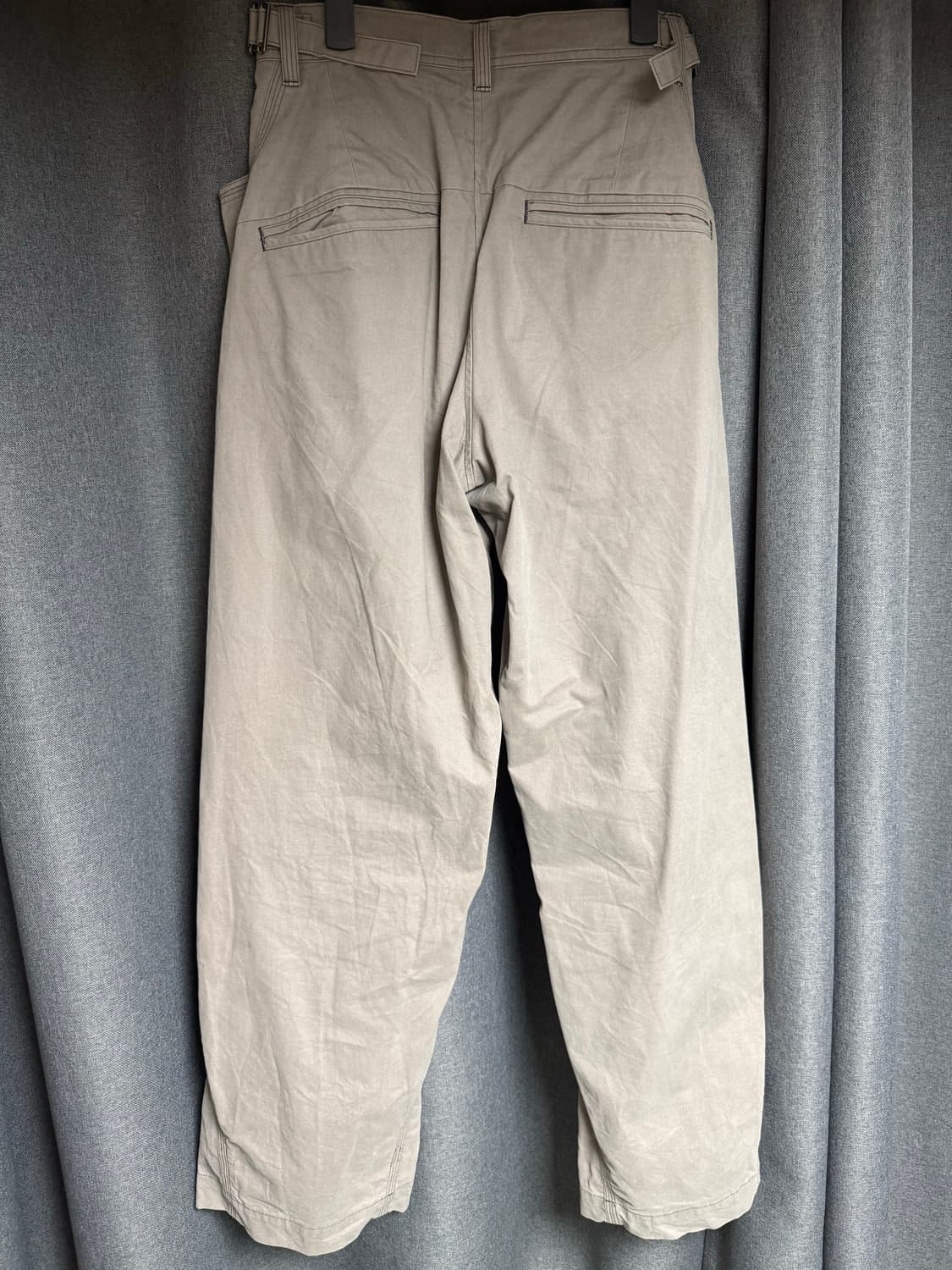 고낙 스켈레톤 팬츠 1.2 그레이베이지 1사 상품이미지3