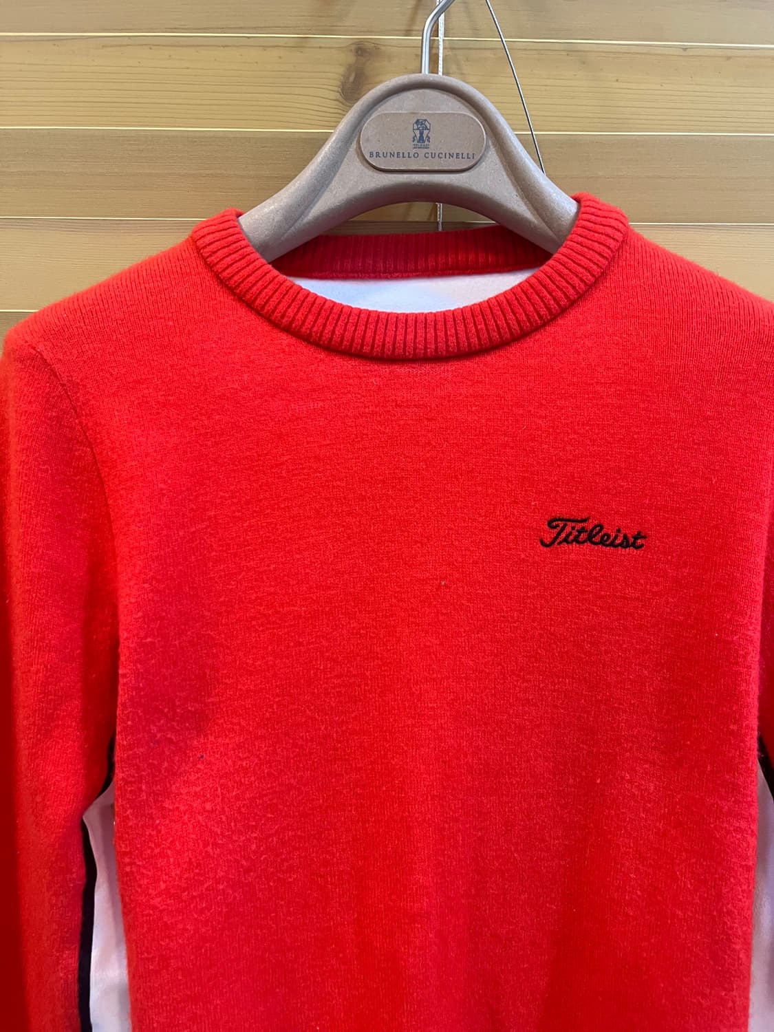 타이틀리스트 여성 레드 골프니트 라운드니트 상품이미지1