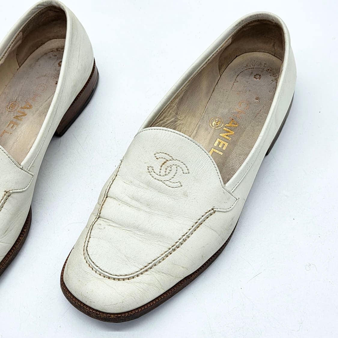 샤넬 90s 빈티지 우먼스 CC로고 로퍼 화이트 (36 1/2) 상품이미지4