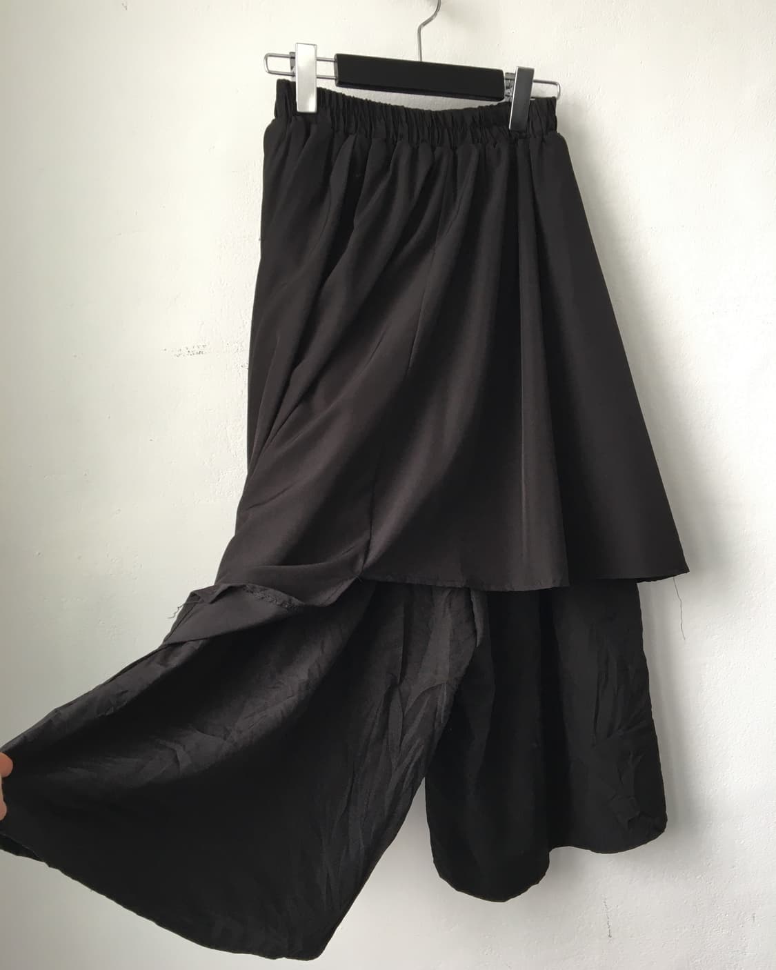 Drape unbalanced pants 상품이미지4