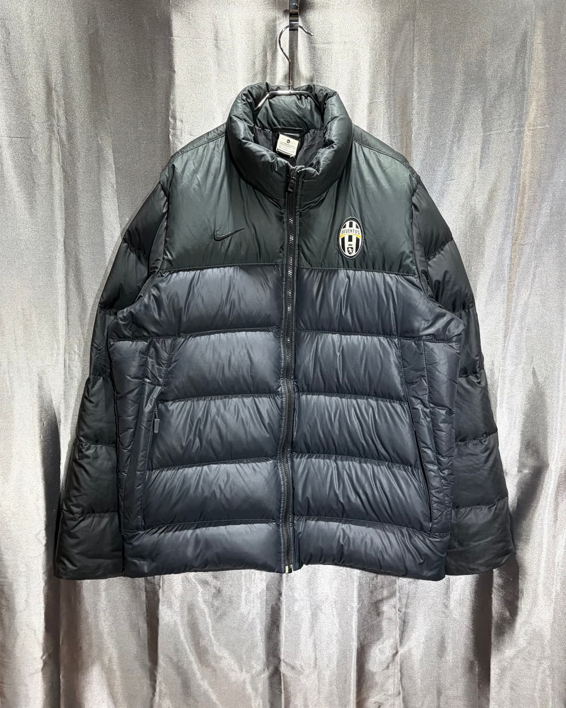 XL 나이키 유밴투스 스우시 블랙그레이 패딩 상품이미지2