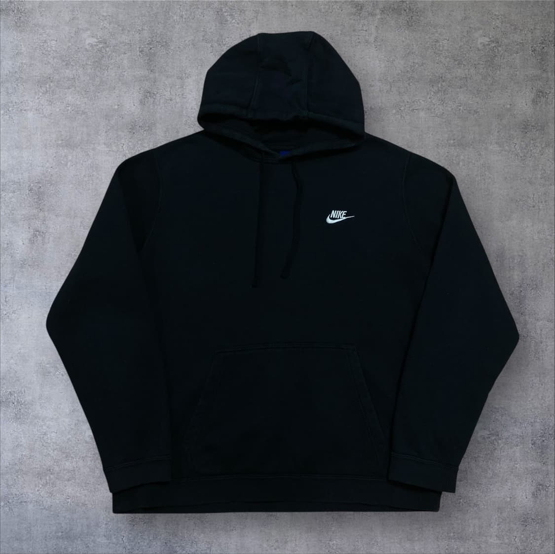 나이키 퓨추라 스몰 로고 블랙 미니멀 후드티 상품이미지1