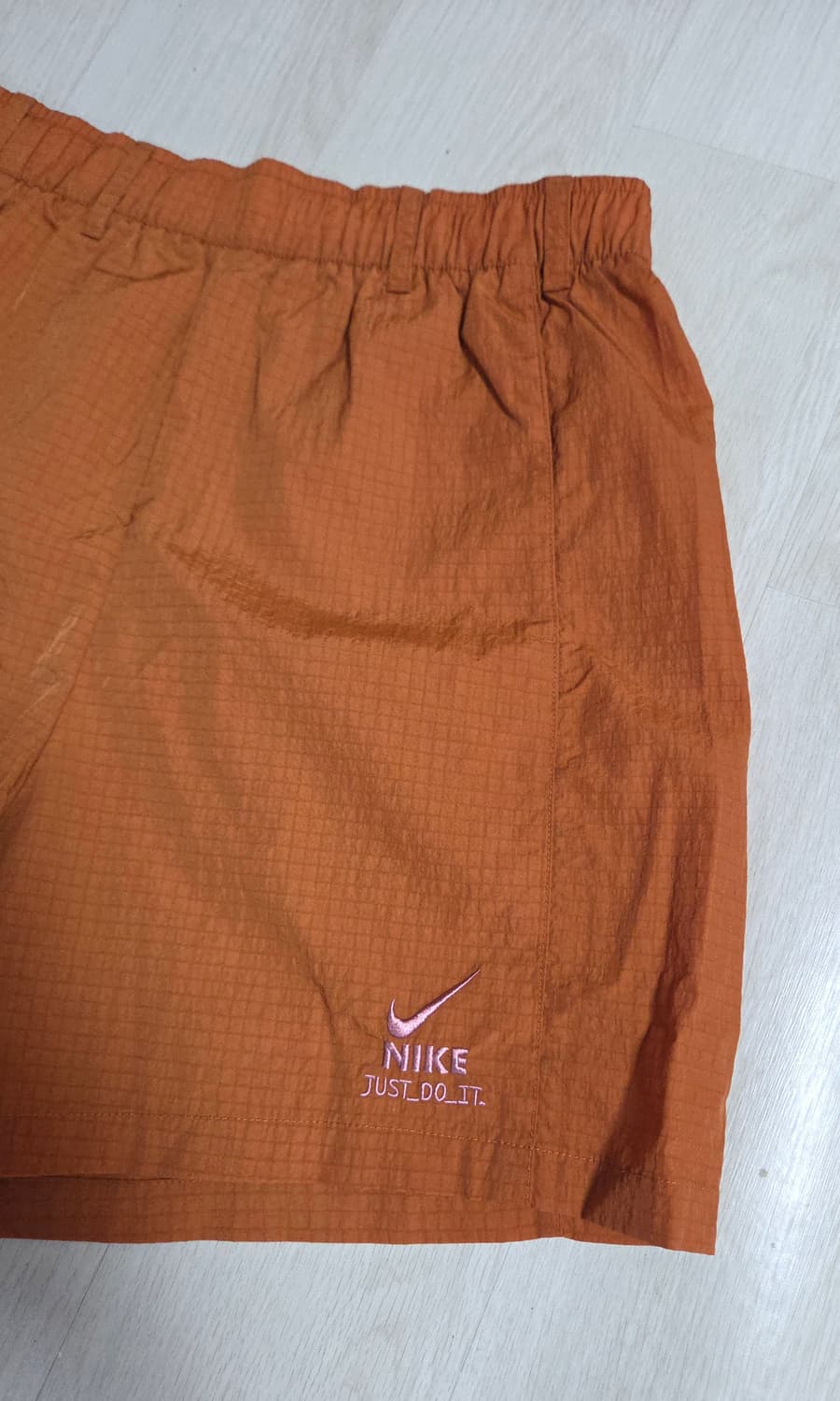 (착샷) 나이키 우븐 유틸리티 반바지 쇼츠  상품이미지2