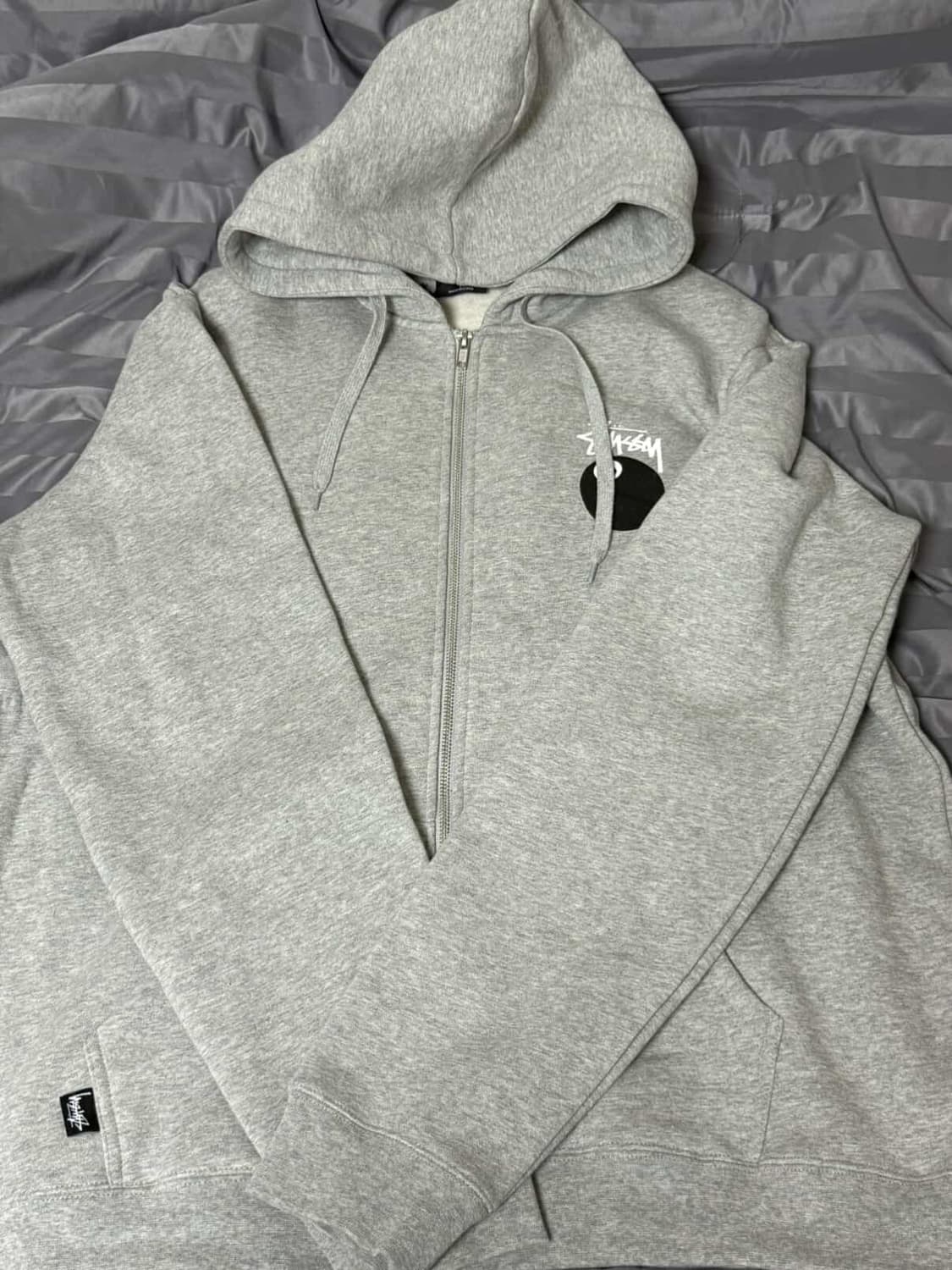 스투시 8볼 후드티 상품이미지1