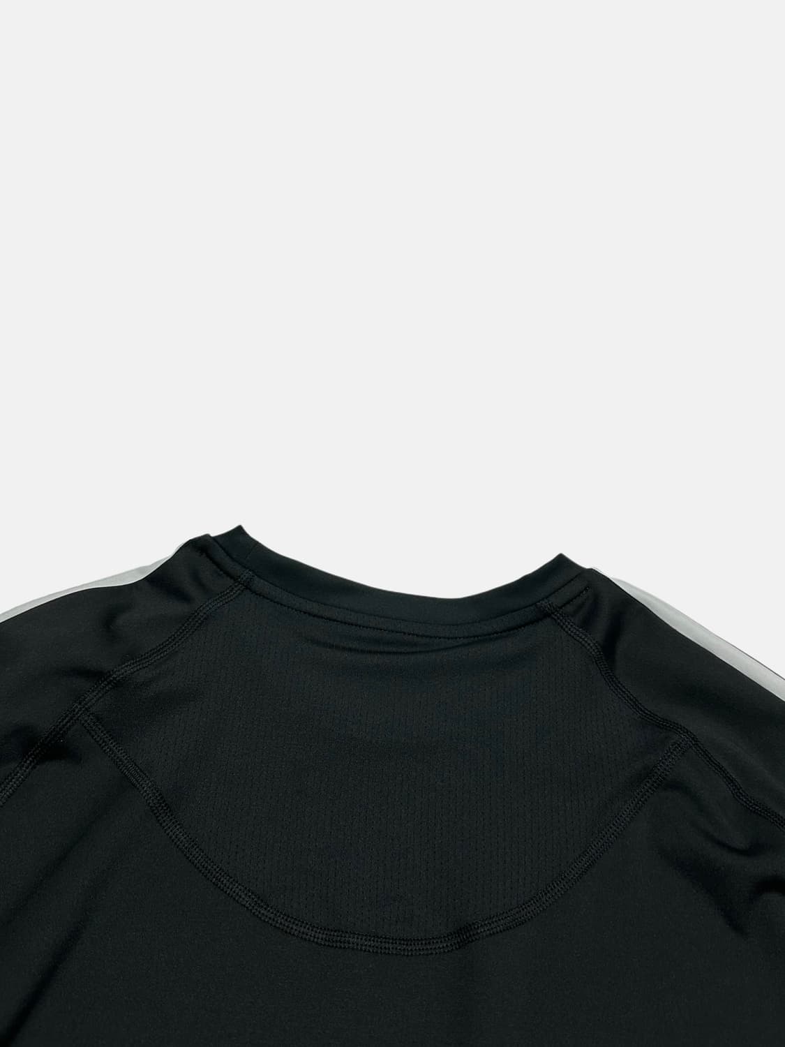아디다스 타이트핏 테크핏 삼선 져지 긴팔티 트레이닝 탑 상품이미지7