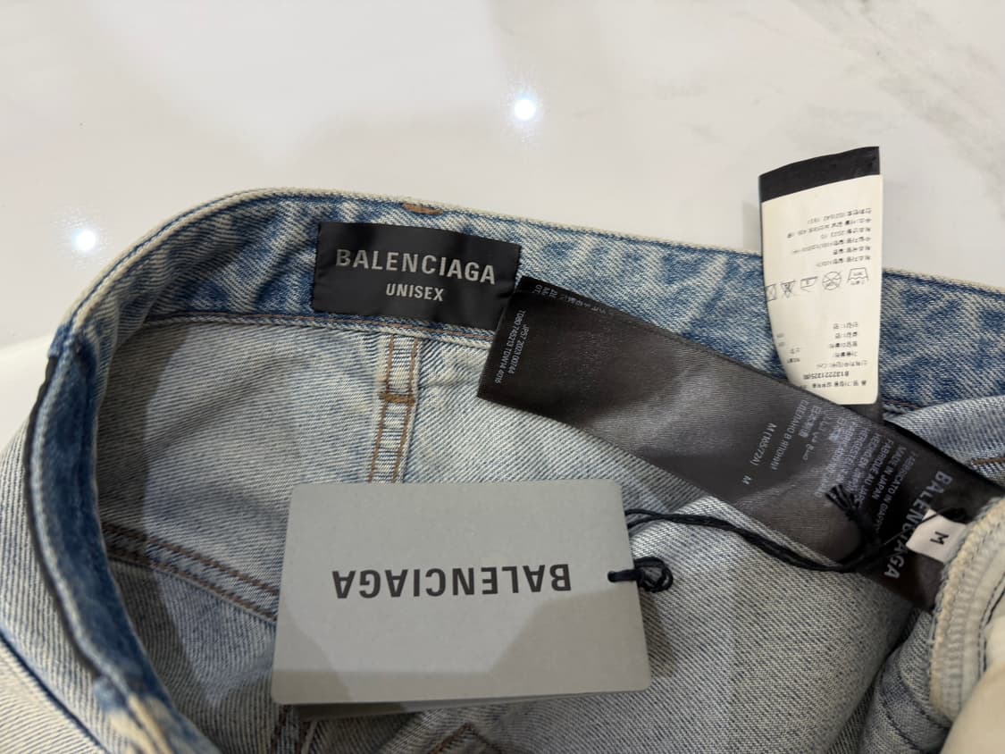 [M]발렌시아가 라지배기 팬츠 연청 상품이미지3