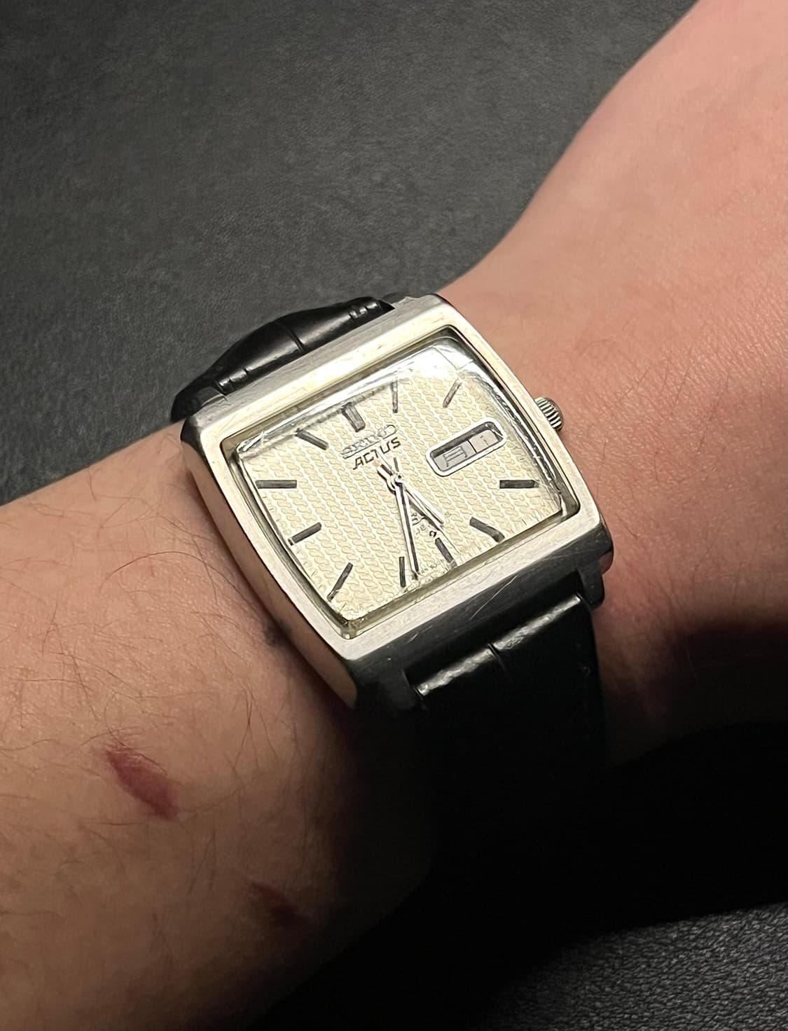 세이코 액터스 빈티지스퀘어 상품이미지1