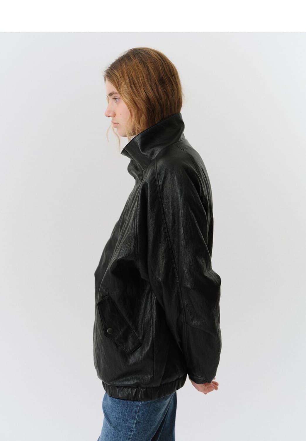 Letter Evon leather jumper 레터 하이넥 레더 자켓 상품이미지6