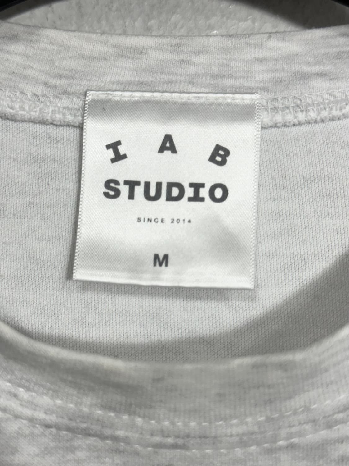 아이앱스튜디오 롱슬리브 라이트그레이 M 상품이미지5