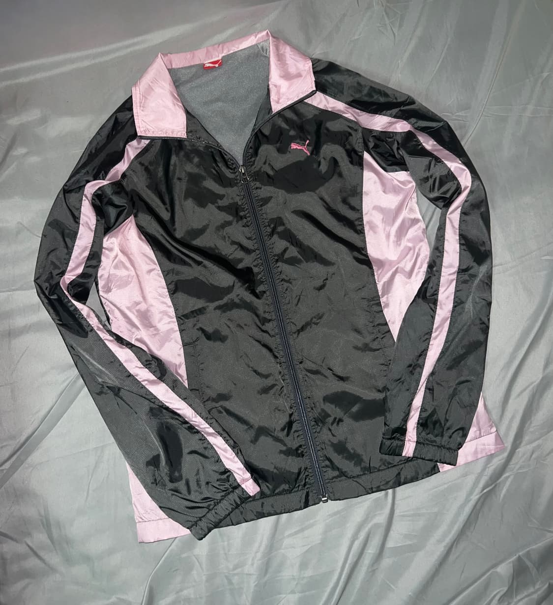 ✨Puma✨ pink gray windbreaker 올드스쿨 바람막이 상품이미지4