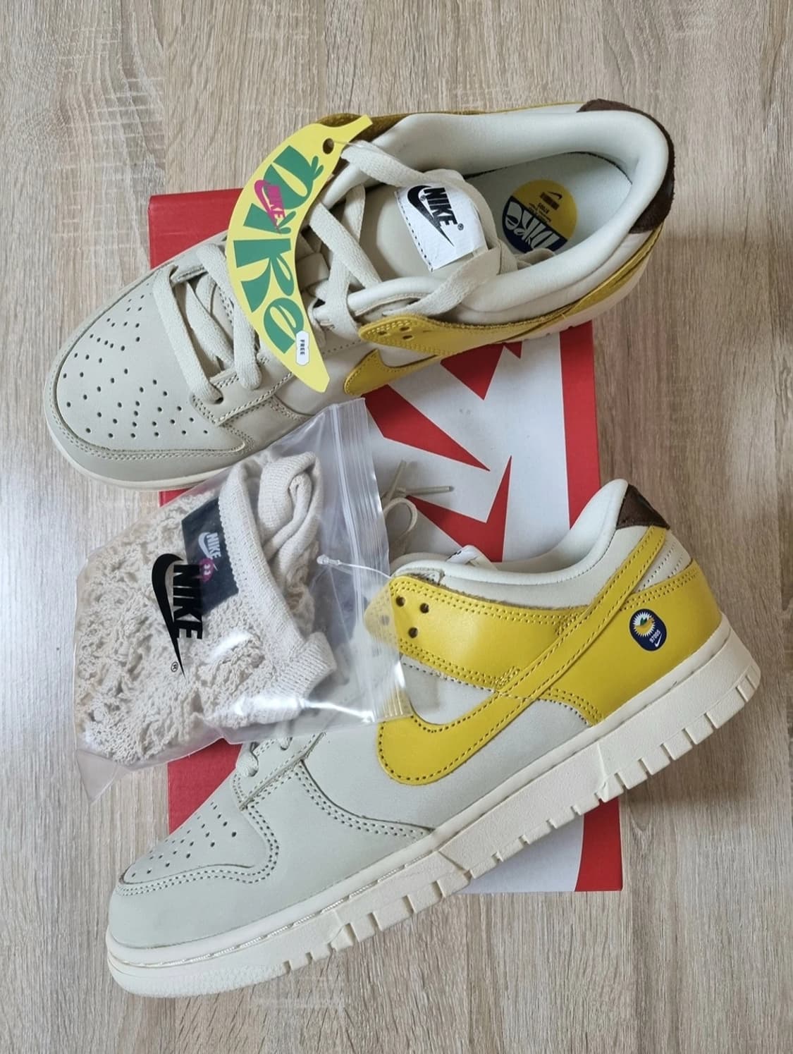 [265]나이키 덩크 로우 LX 바나나(W) 상품이미지1