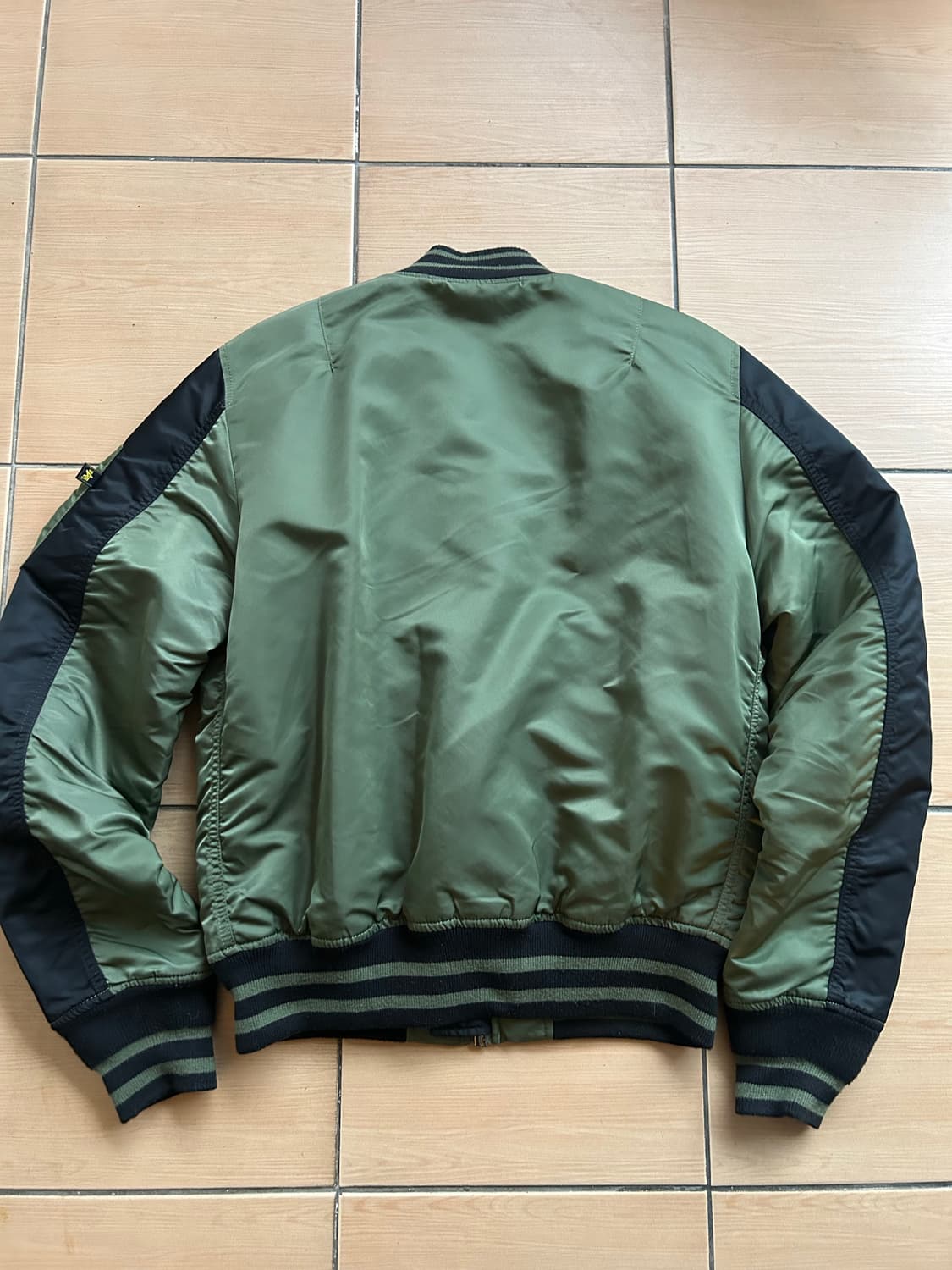 알파인더스트리 양면 Ma-1 상품이미지4