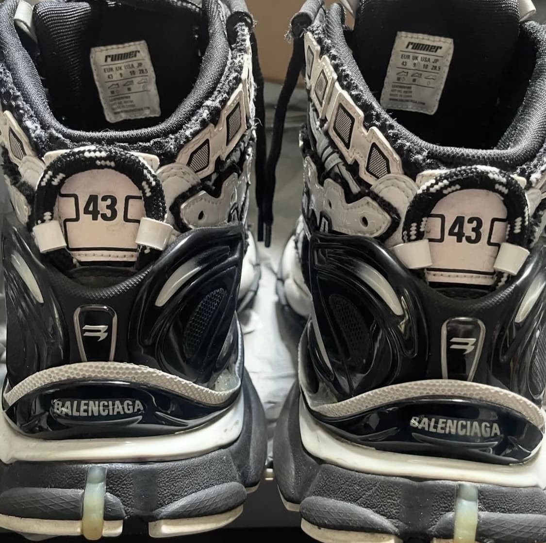 발렌시아가 뉴러너 하이 상품이미지5