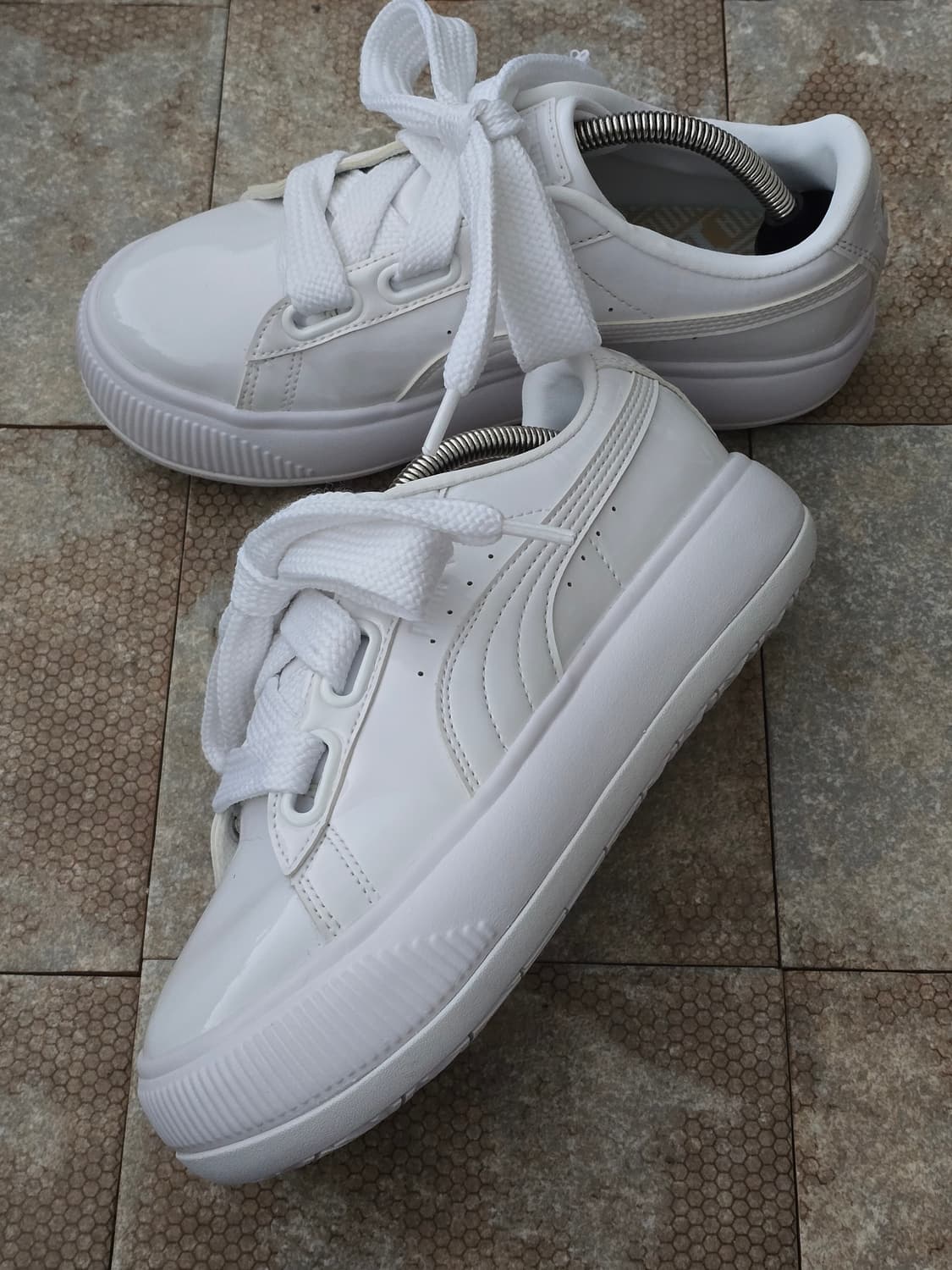 (250)푸마 스웨이드 마유 하트 페이턴트 화이트 상품이미지3