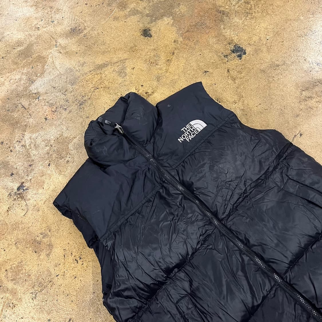 [정품/M] 노스페이스 블랙 패딩 조끼 b18 상품이미지1