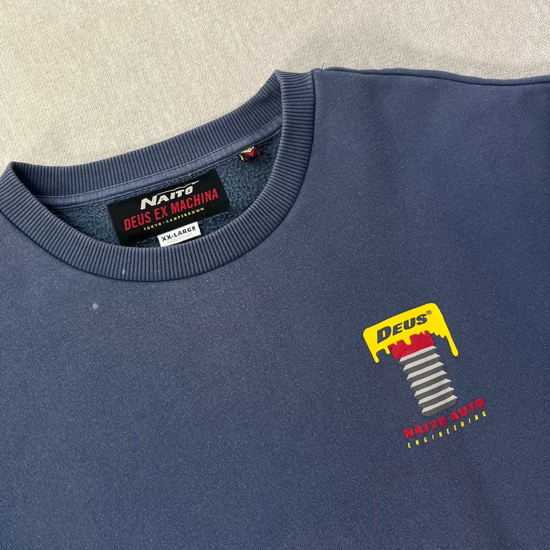 105 데우스 그래픽 맨투맨 상품이미지3