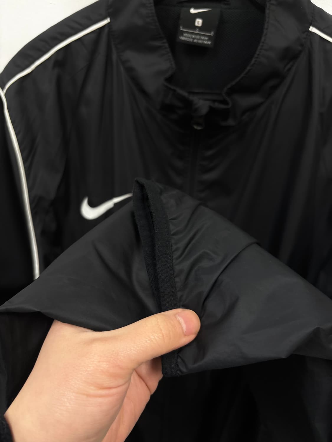 나이키 윈드브레이커 상품이미지3