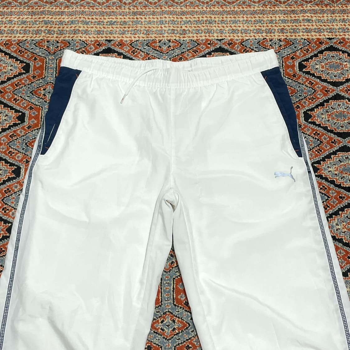 푸마 화이트 트레이닝 팬츠 츄니링 UKS 상품이미지2