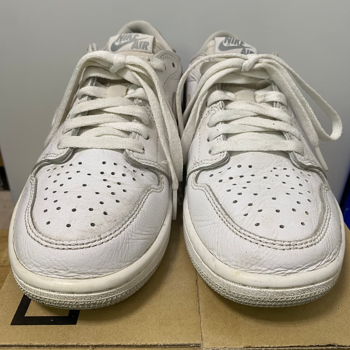 나이키 에어 조던 1 로우 뉴트럴 그레이 255 판매합니다. 상품이미지2