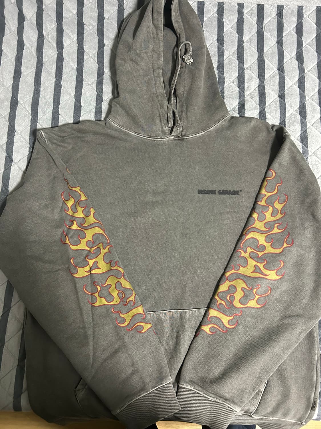인세인개러지 불꽃 후드티 2사이즈 상품이미지1