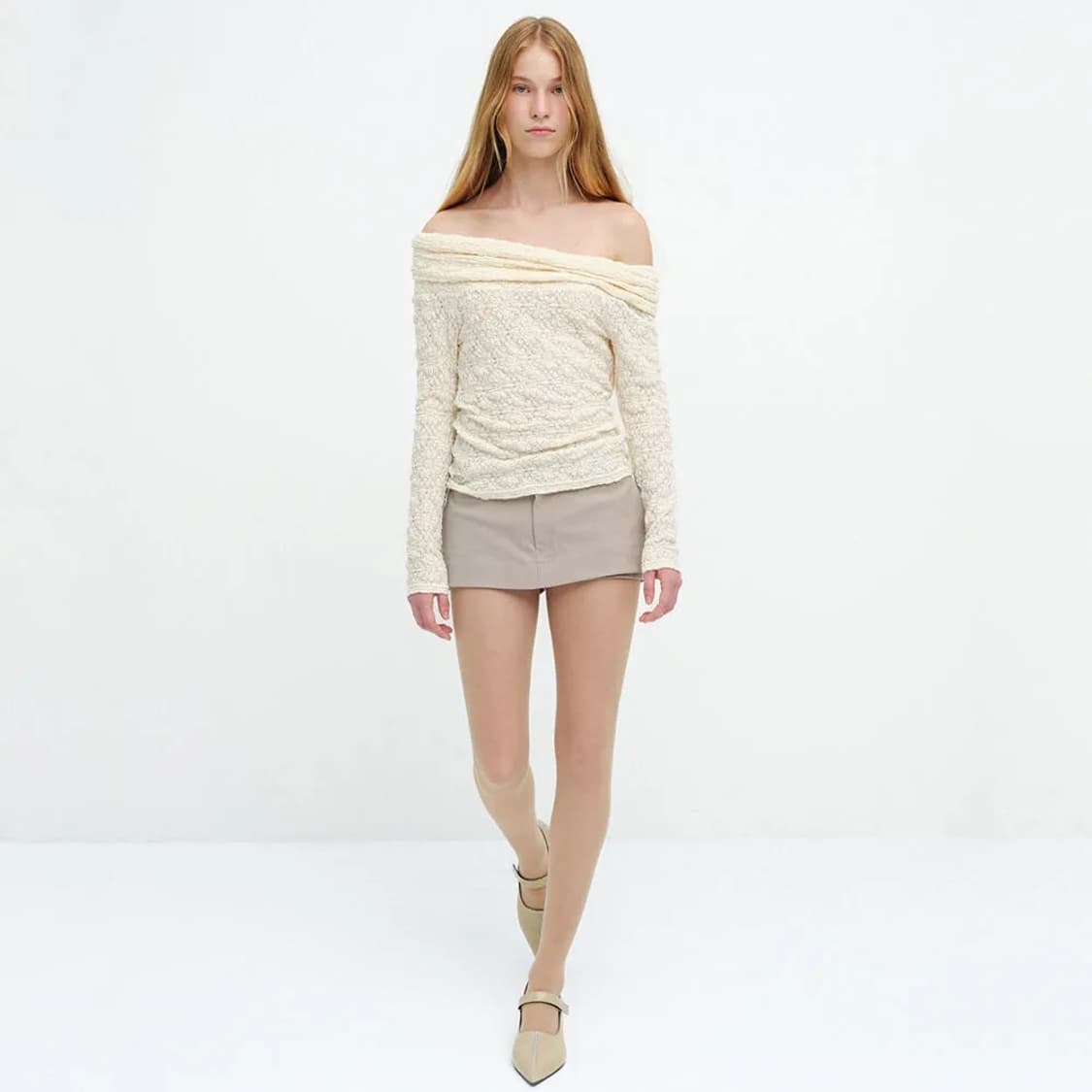 CERRIC DRAPE LACE TOP / CREAM 상품이미지2