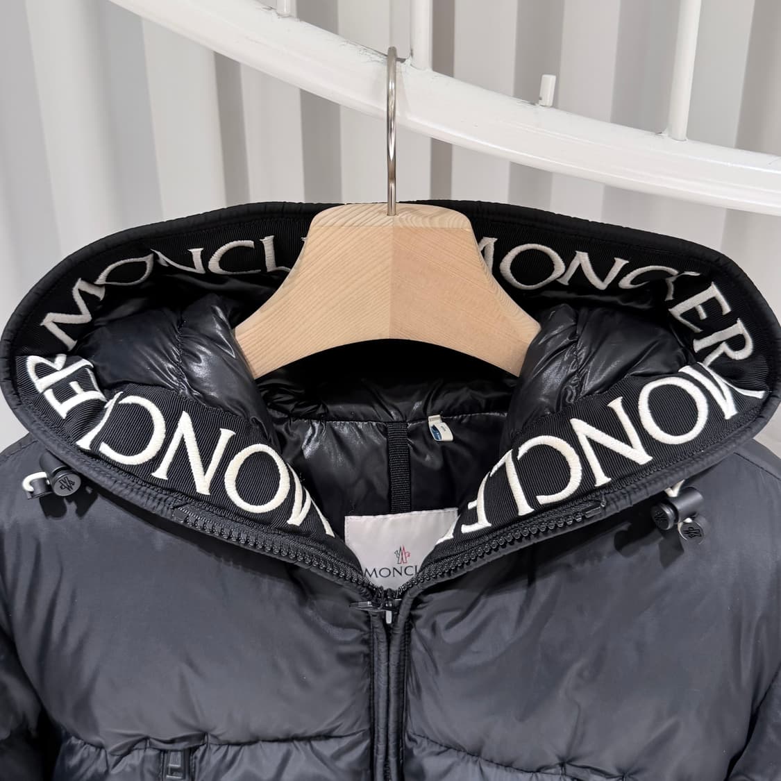 (A+/3) / 몽클레어 몽클라 블랙 패딩 상품이미지2
