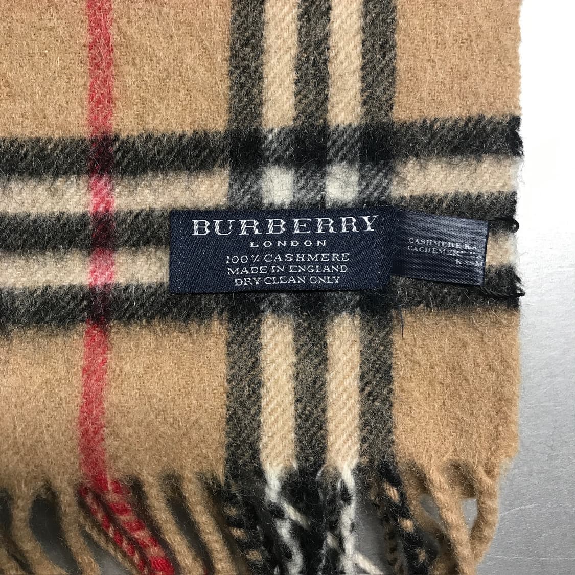 버버리 정품 캐시미어 머플러 베이지 상품이미지4