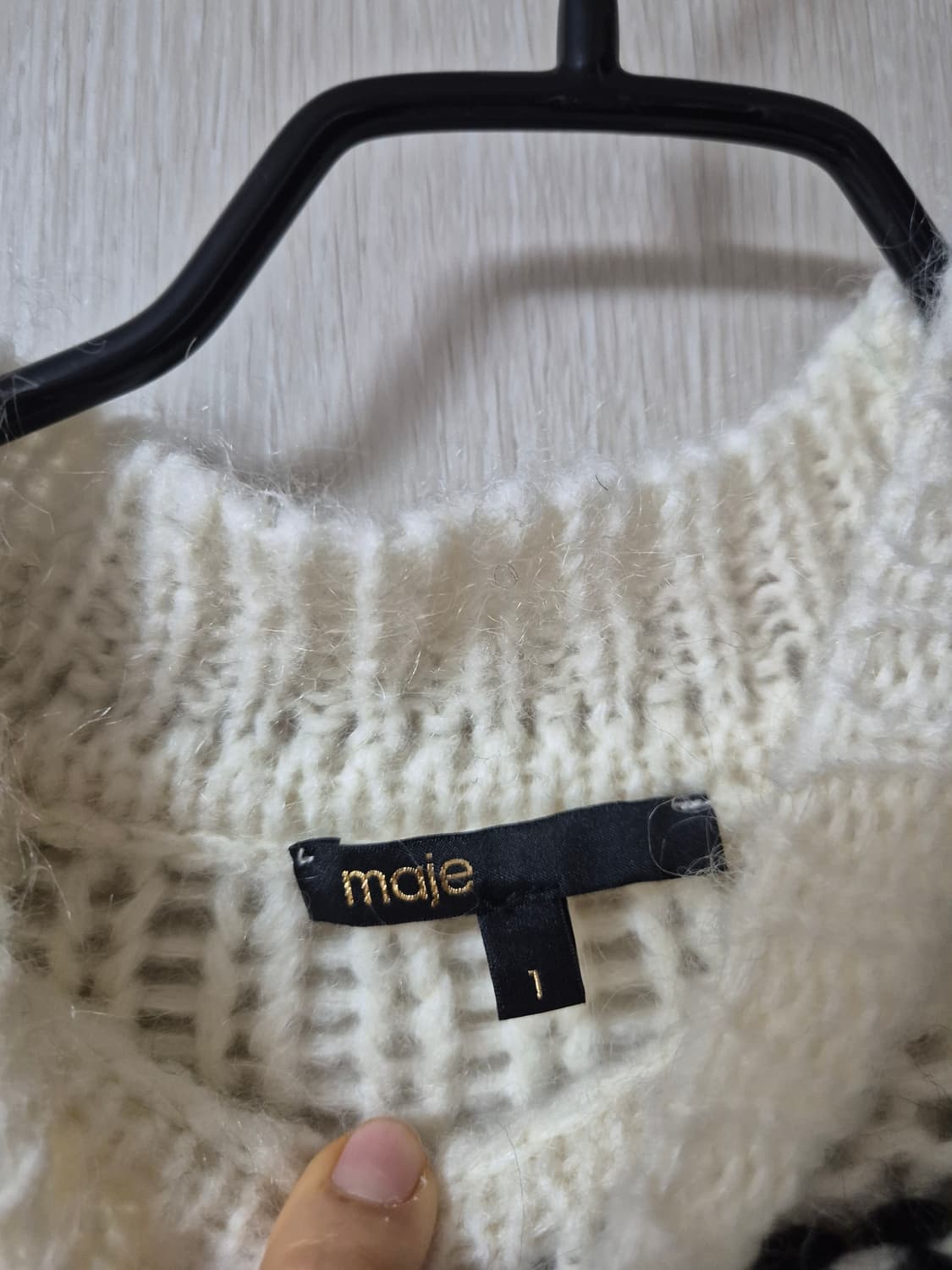 마쥬  모헤어 스프라이트 니트 스웨터  1 상품이미지3