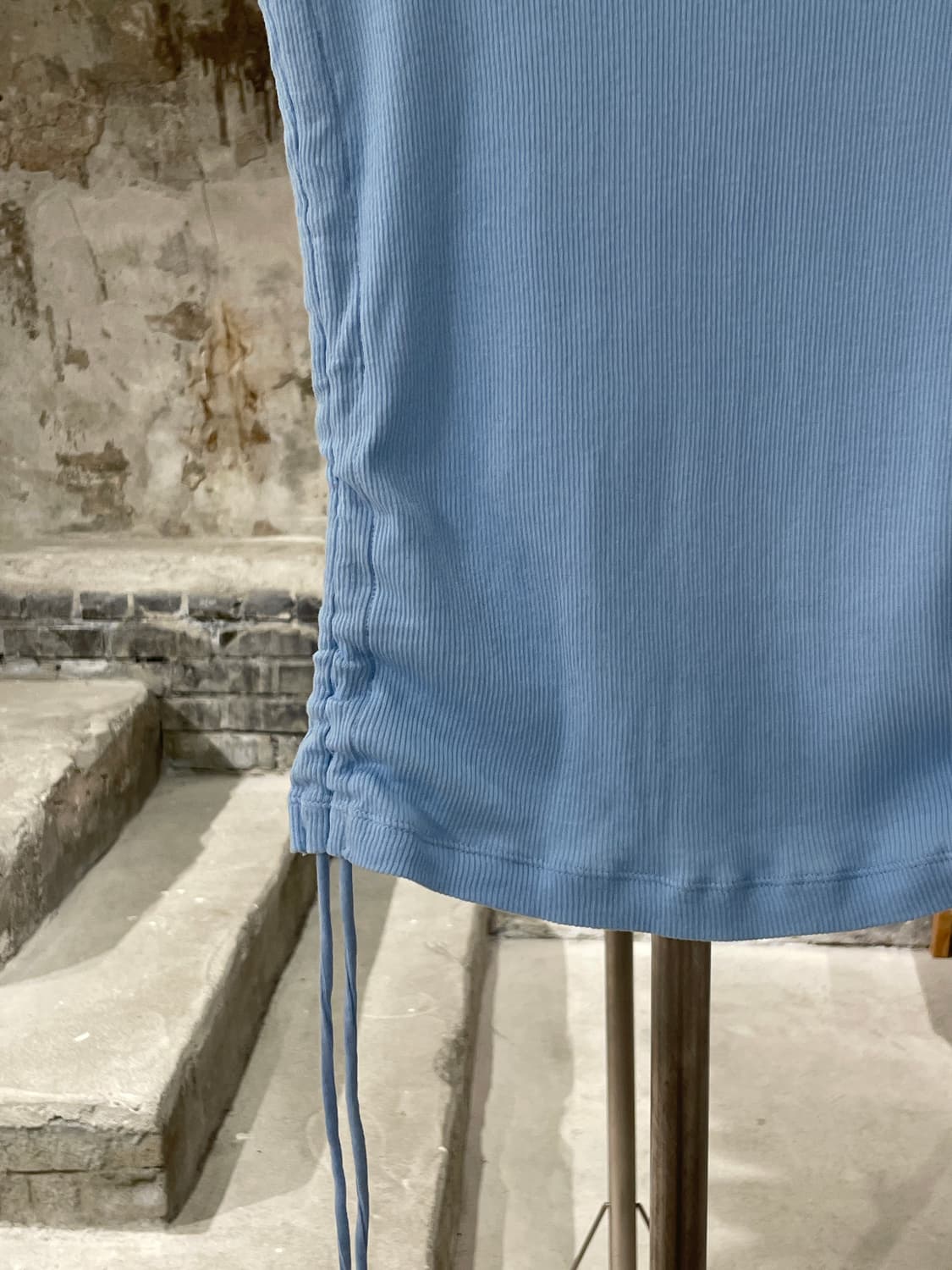 헬무트랭 스카이 블루 스트링 골지 하프 니트 상품이미지4