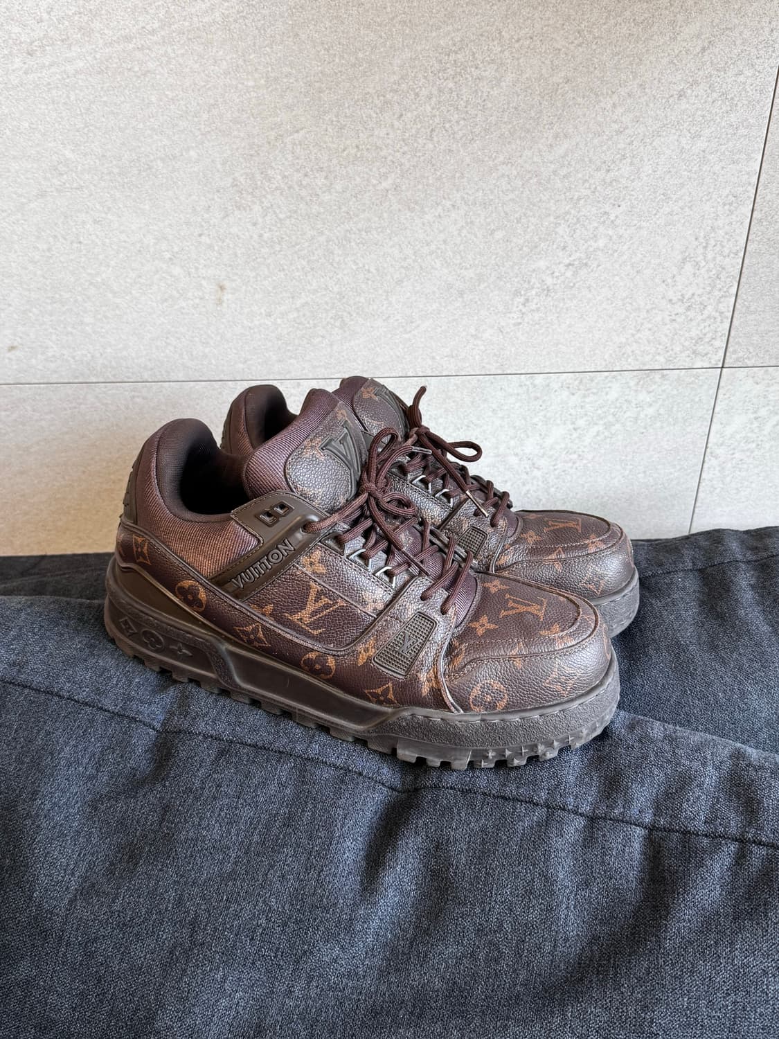 (275) 루이비통 LV 트레이너 맥시 에벤  상품이미지1