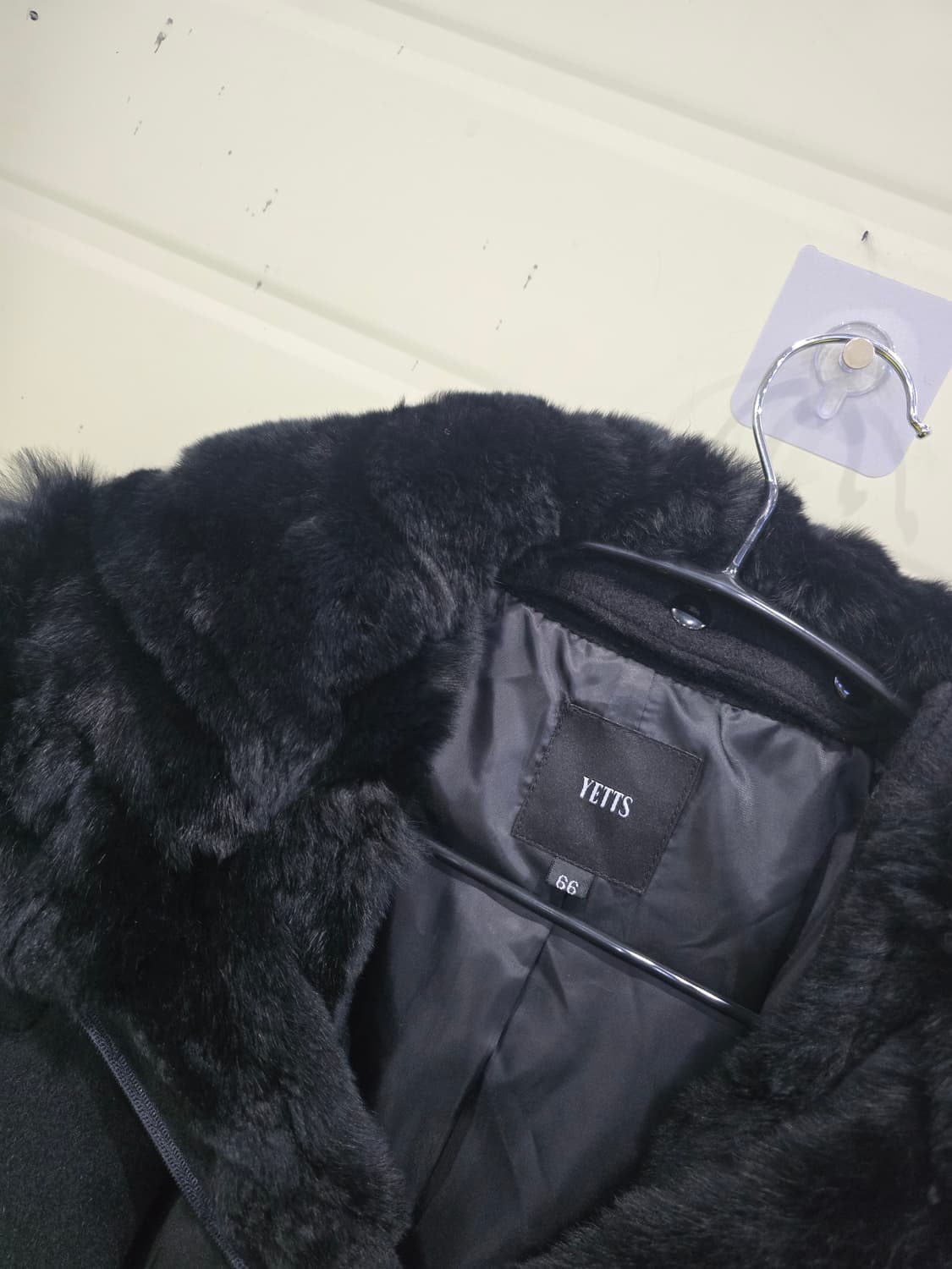 YETTS 후드 퍼 코트 블랙 상품이미지9