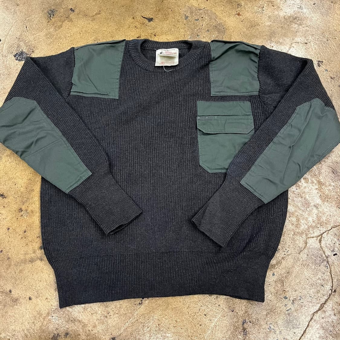 [정품/44] 코만도 밀리터리 패치 니트 b16 상품이미지2
