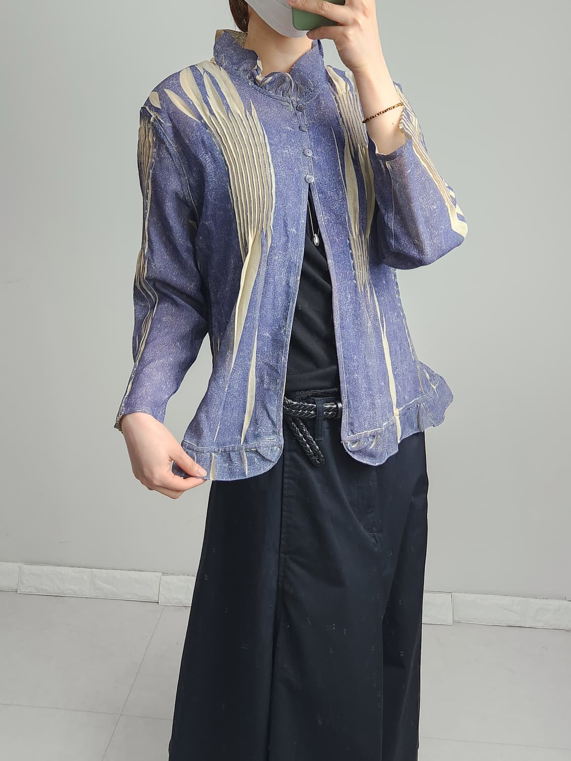 플리츠 트임 블라우스 상품이미지2