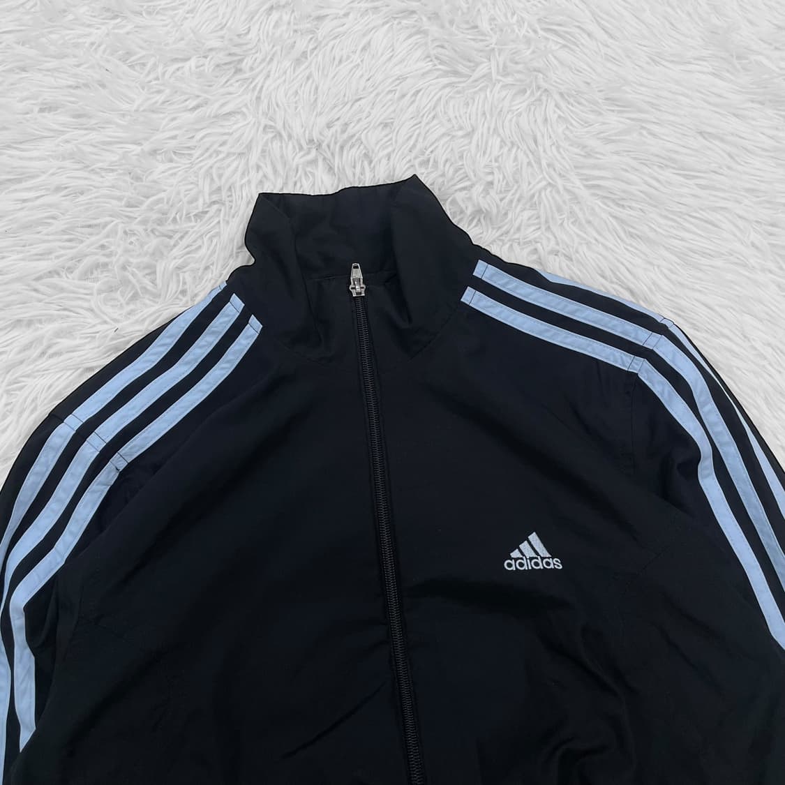 아디다스 사이드라인 크롭 바람막이 네이비 상품이미지3