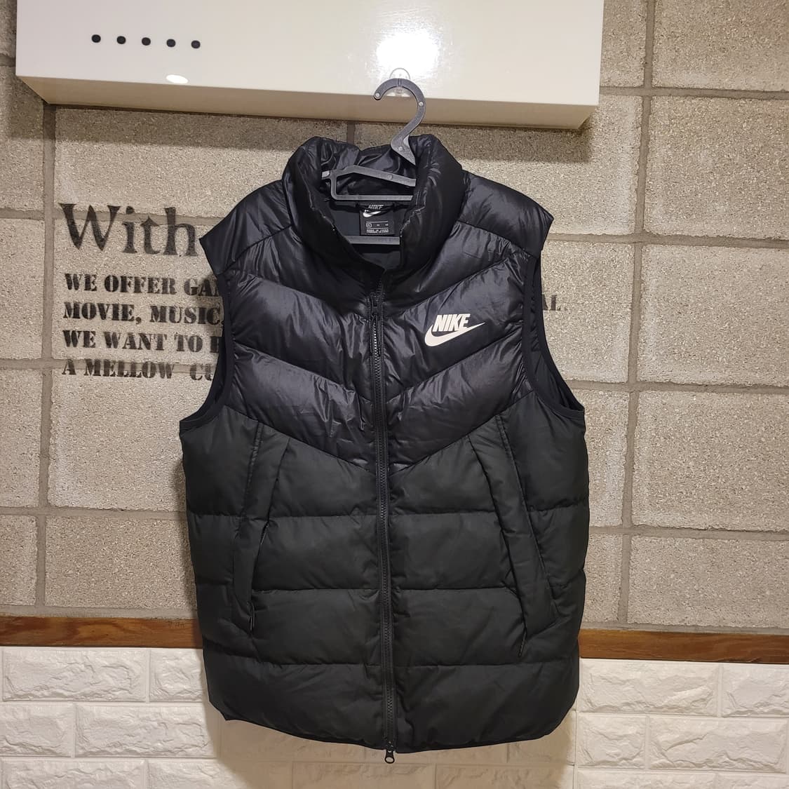 나이키 윈드러너 다운 베스트 105 상품이미지1