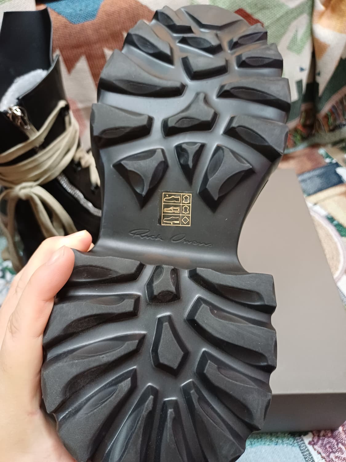 급히처분)릭오웬스 메가트랙터 부츠 39 상품이미지4