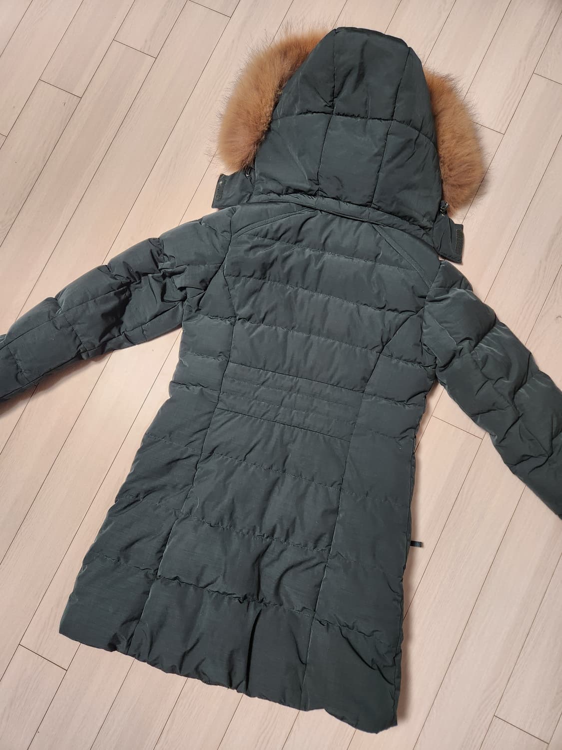 K2 여성 롱패딩 90사이즈 판매합니다. 풍성한 퍼가 달려있고. 1월 1 상품이미지6