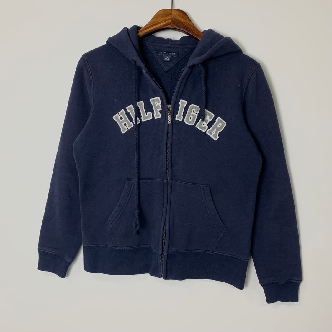 타미힐피거 스펠아웃 네이비 후드집업 상품이미지2
