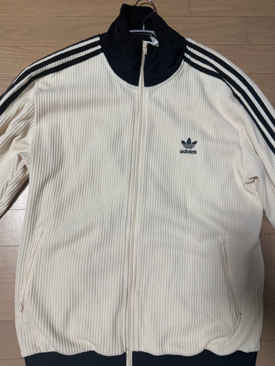 아이다스 트랙탑 상품이미지1