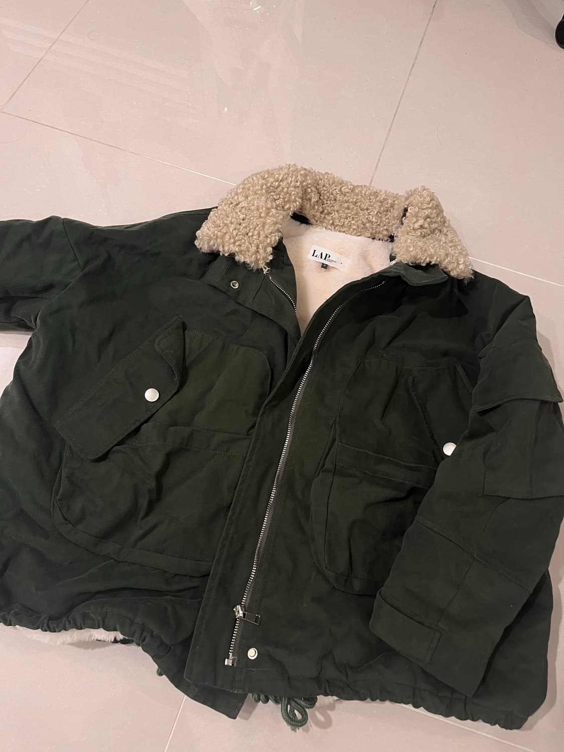 LAP 카키 퍼 아우터 상품이미지1