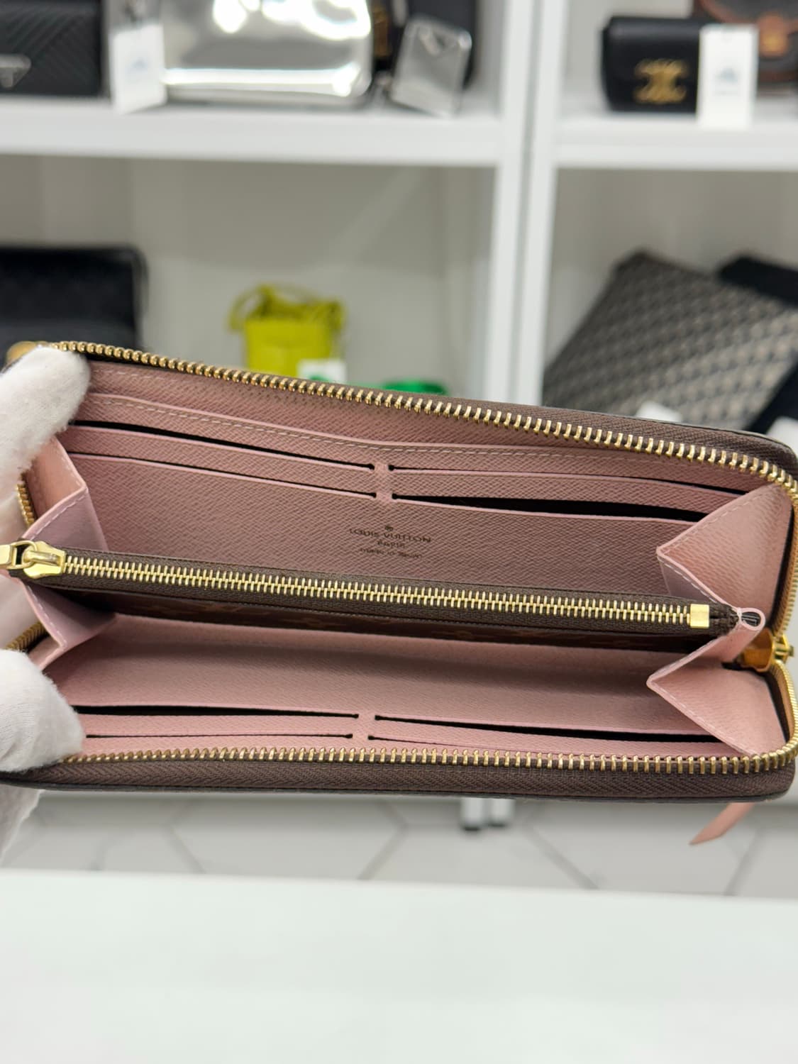 [OS] 루이비통 모노그램 클레망스 지퍼 장지갑 상품이미지6