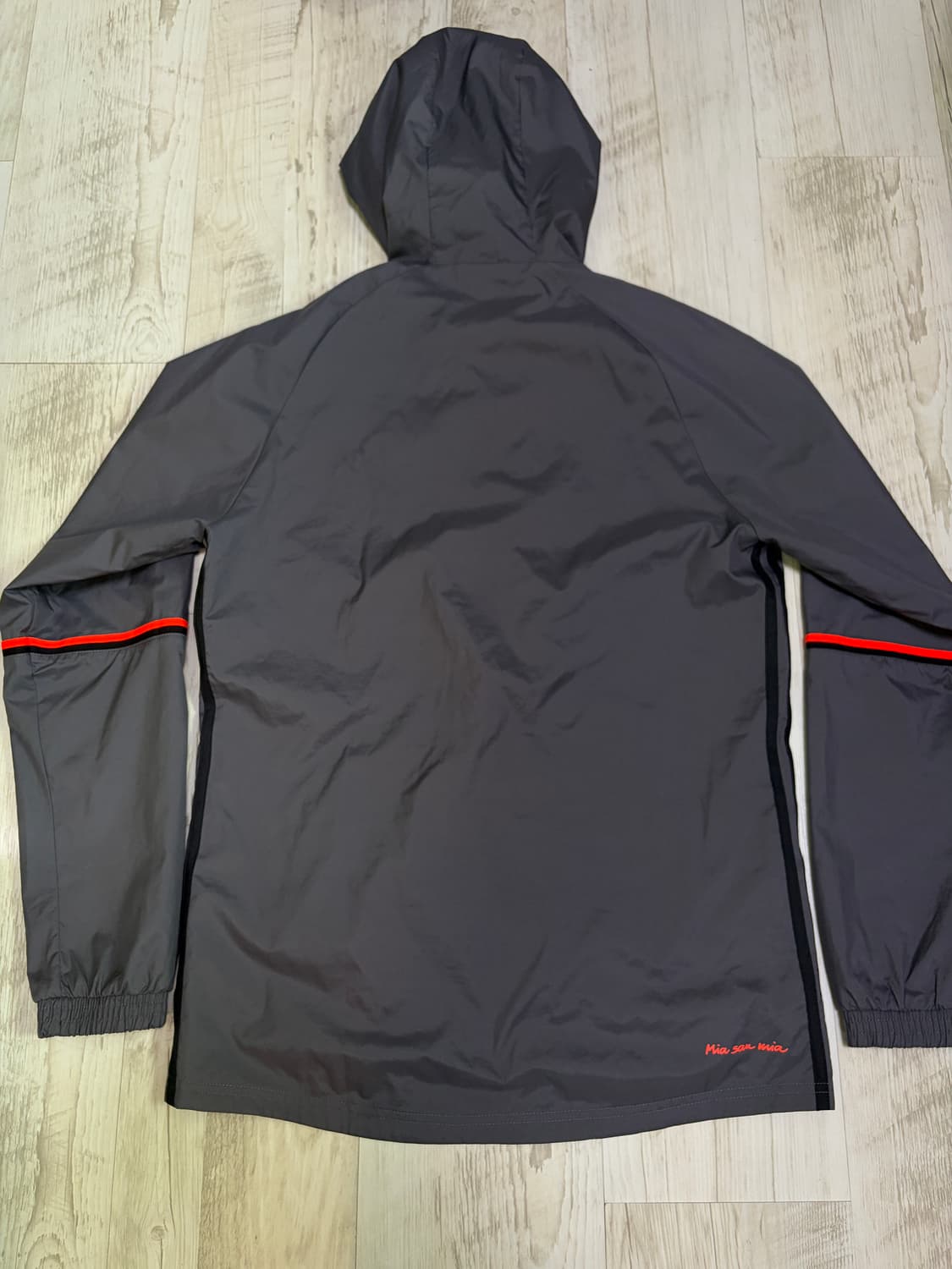 [100] 아디다스 바이에른 뮌헨 레인 자켓 상품이미지3