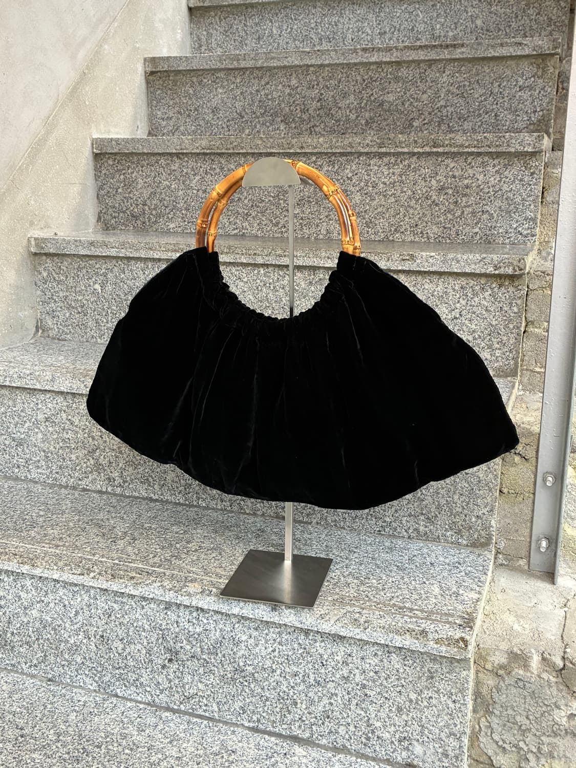 꼼데가르송 벨벳 뱀부 백 상품이미지1