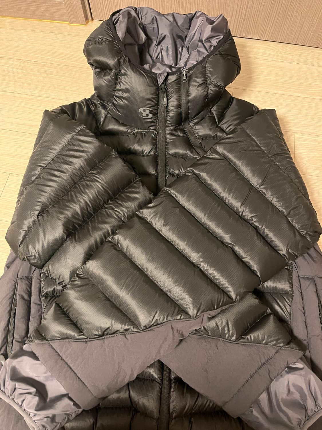 산산기어 푸퍼 자켓 24fw 2사이즈 상품이미지5