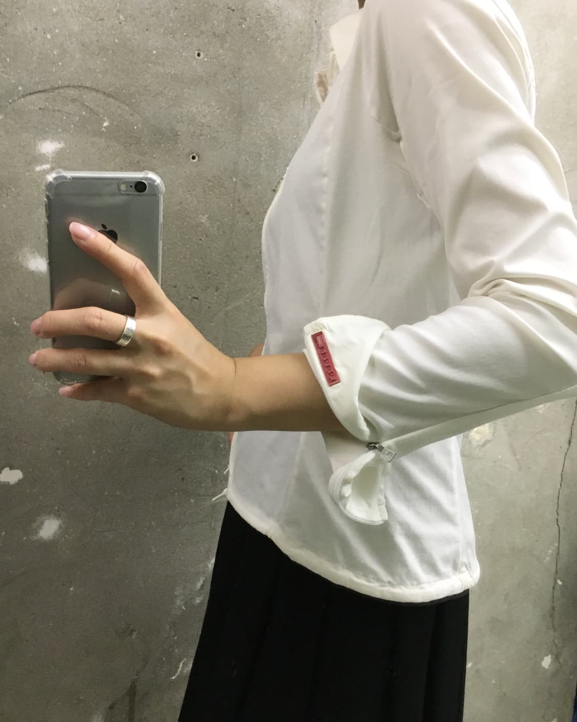 Prada 프라다 아이보리 카라 집업 셔츠 상품이미지3